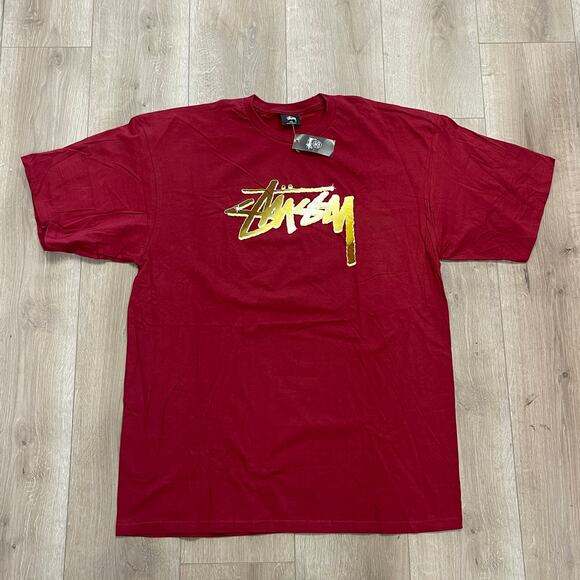 Stussy Metallic Gold Chrome Logo Maroon Tee T Shirt Size XXL 2XL New - Picture 1 of 3